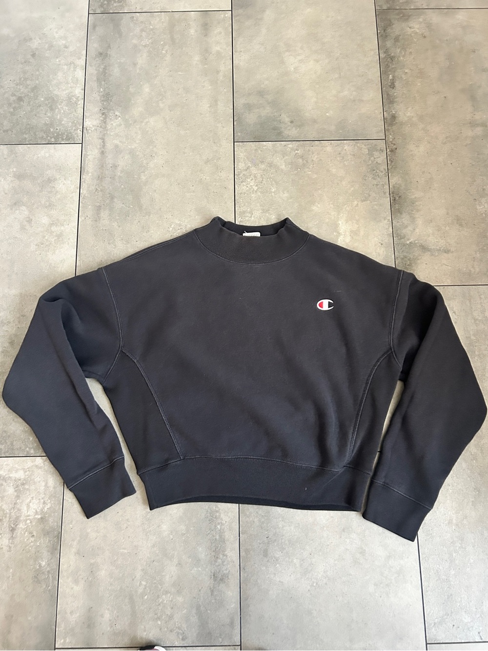 Champion reverse weave black cropped mock neck sweatshirt M